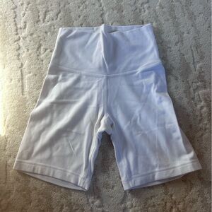TNA butter 6” white bike shorts